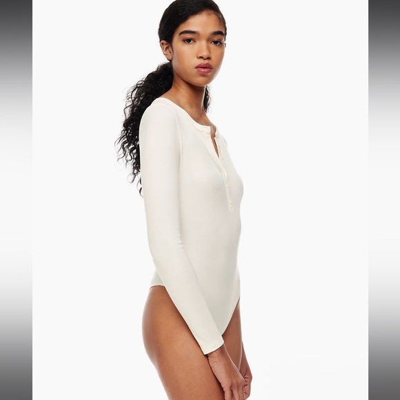 Aritzia Long Sleeves Bodysuit Size Small - Picture 3 of 6